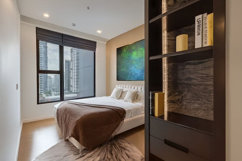 Honeymoon Apartment, 3 Bedrooms, Balcony, City View photo 3
