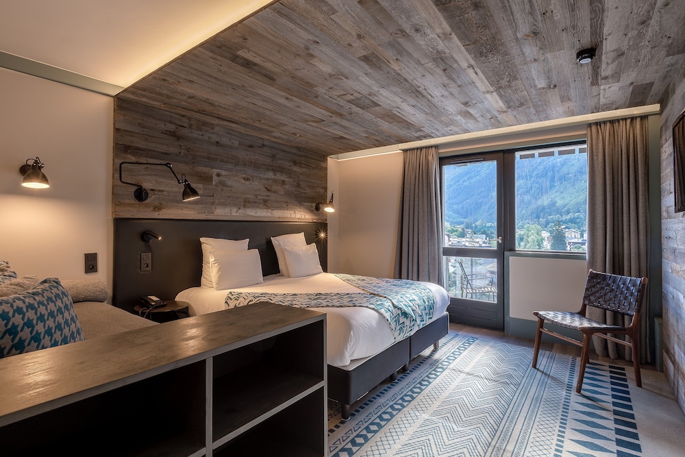 Classic Double Room, City View - Photo 1