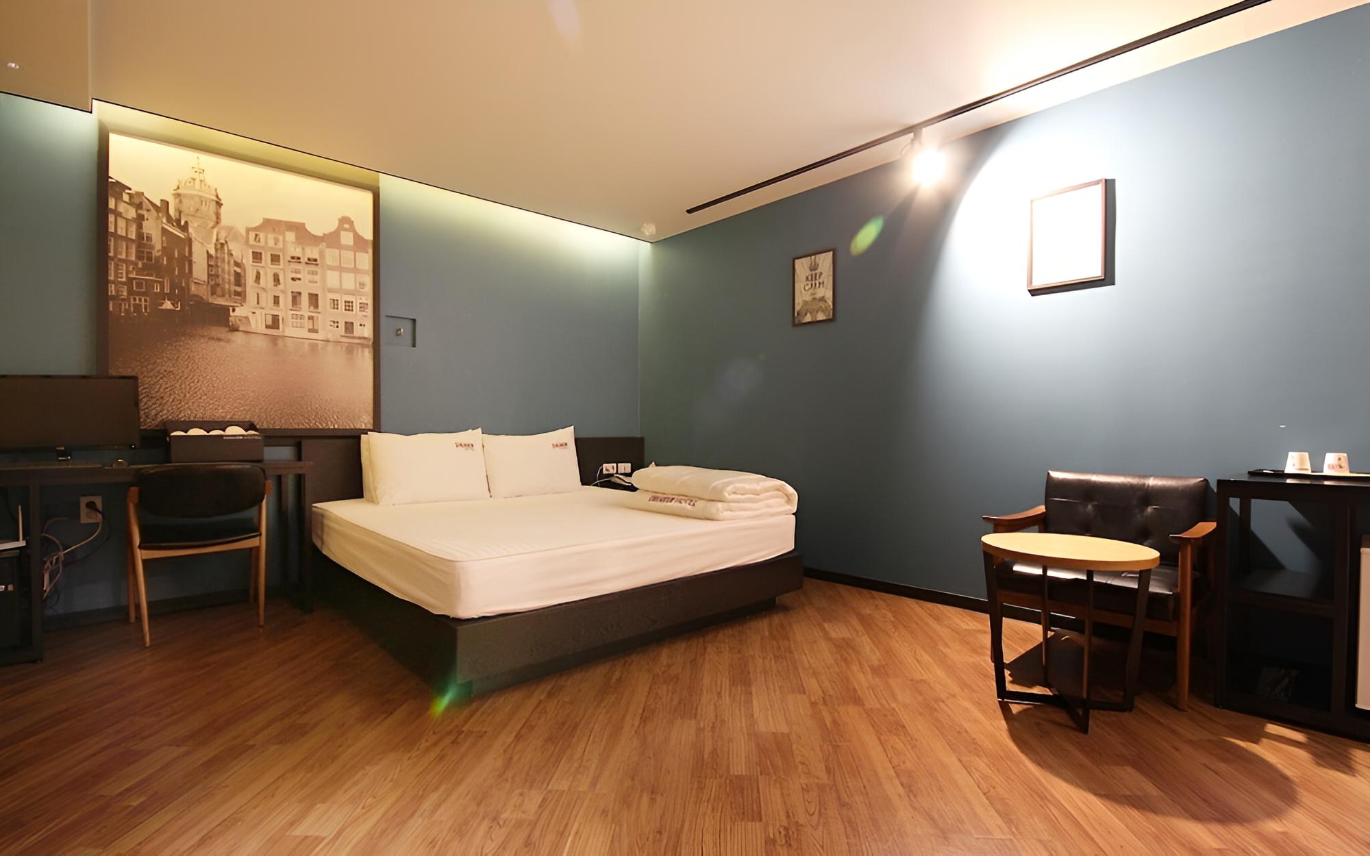 Room (Walking special price standard + NETF)