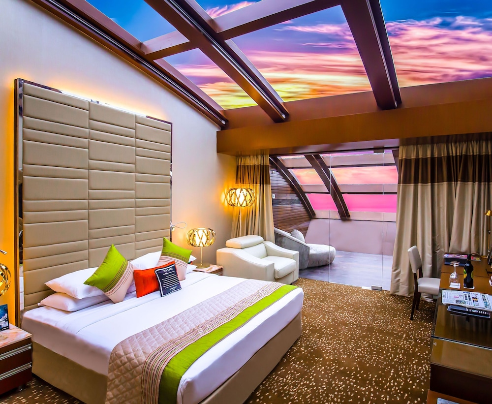 Venus Premier Room with Bath Tub - King Bed