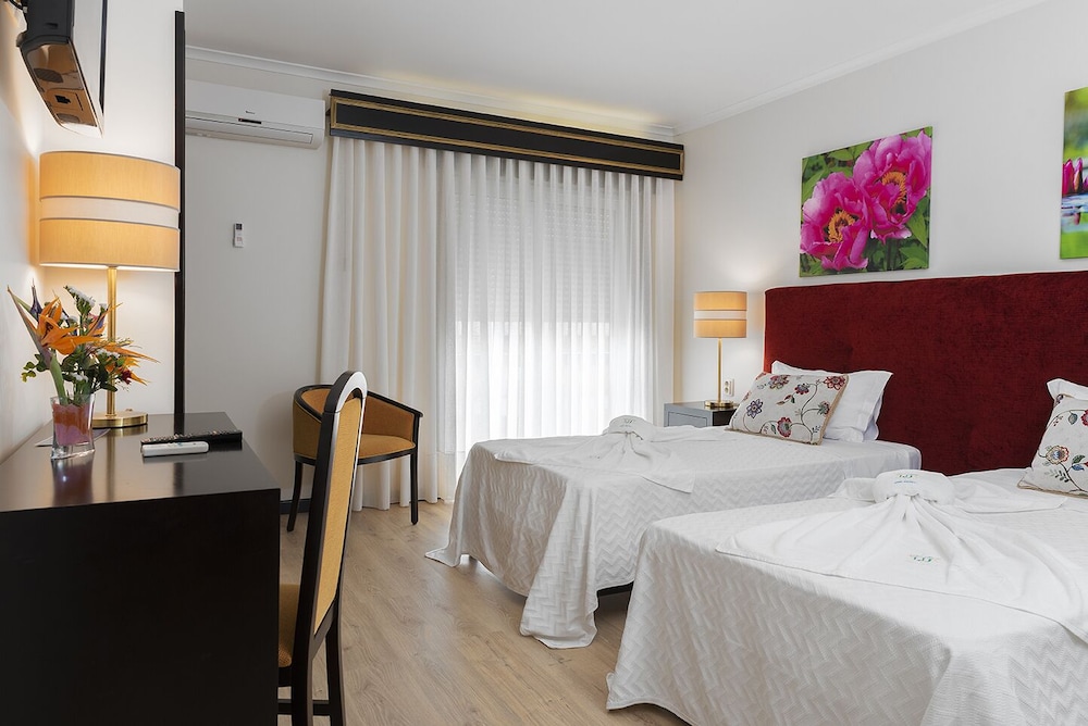 Twin Room (Single Use)