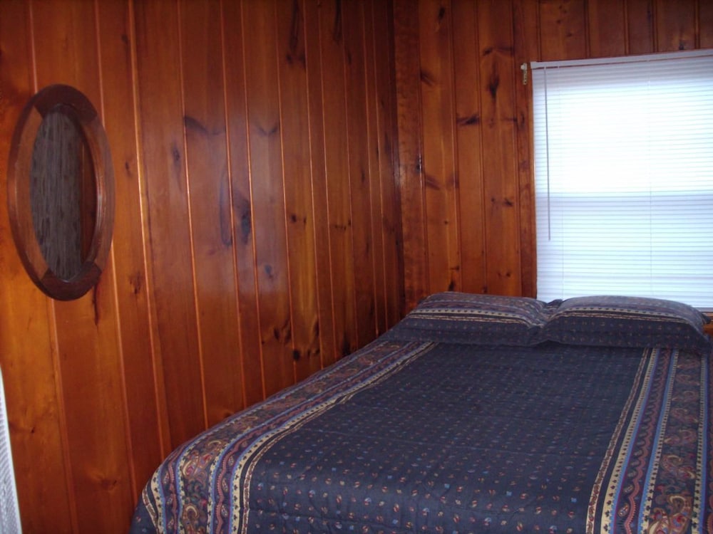 Cottage, 1 Bedroom (Cabin 9) photo 1