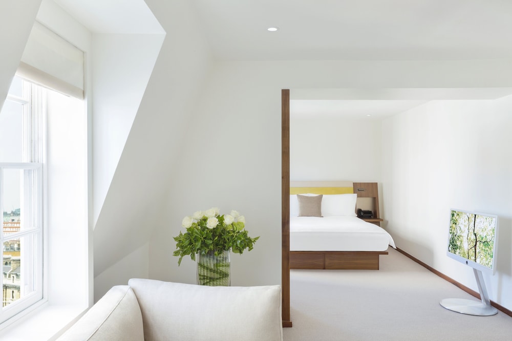 Junior Suite (City)