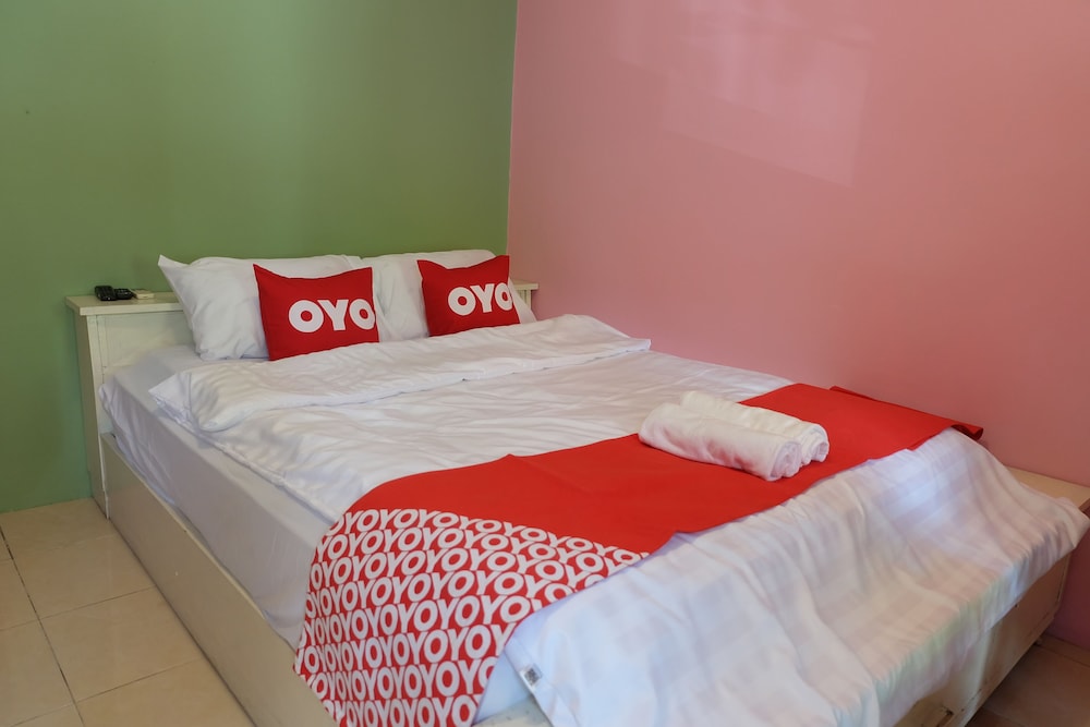 Deluxe Double Room - Photo 8