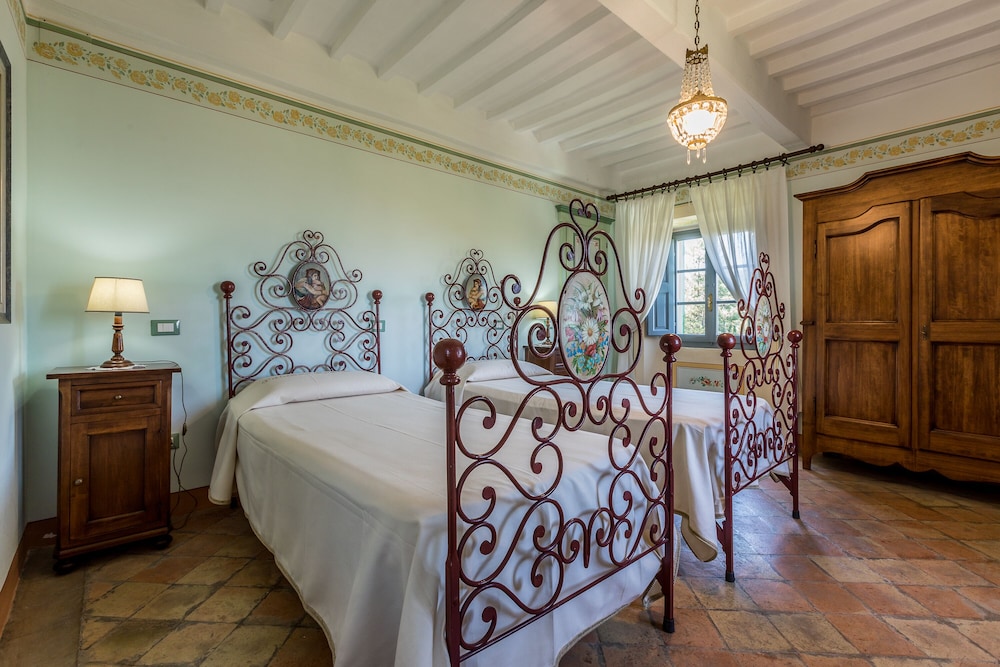 Family Villa photo 2