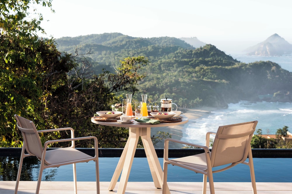 Suite, 1 Bedroom, Ocean View (Cliffside, Infinity Pool) - Photo 11