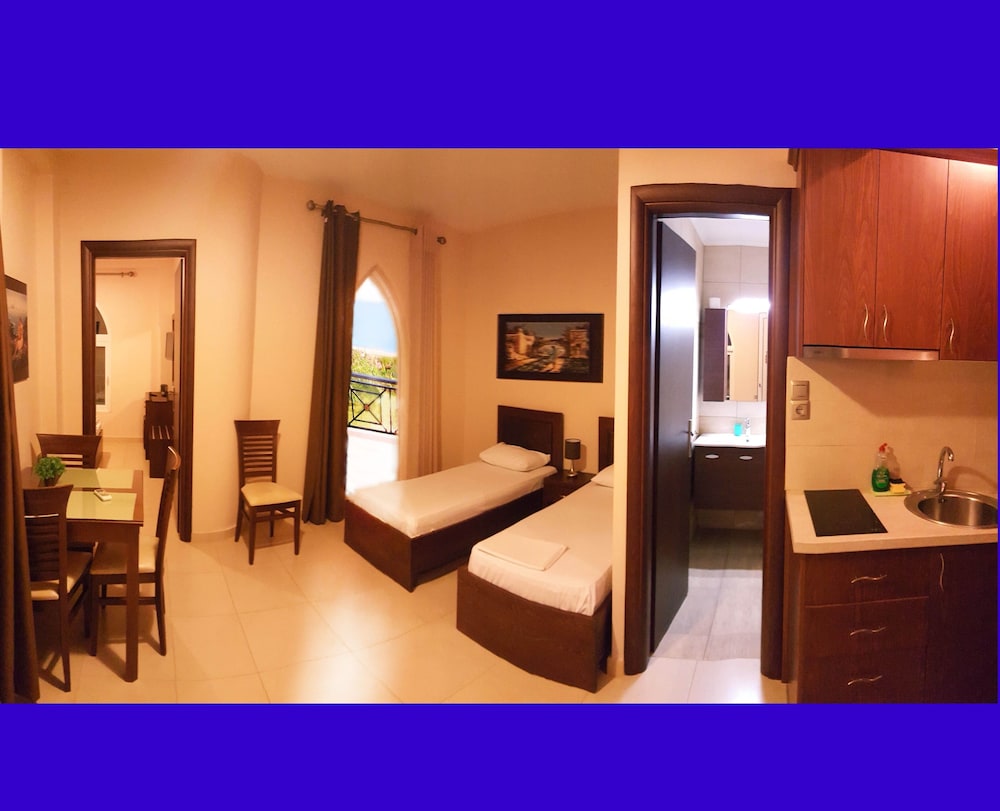 Family Apartment, Sea View photo 2