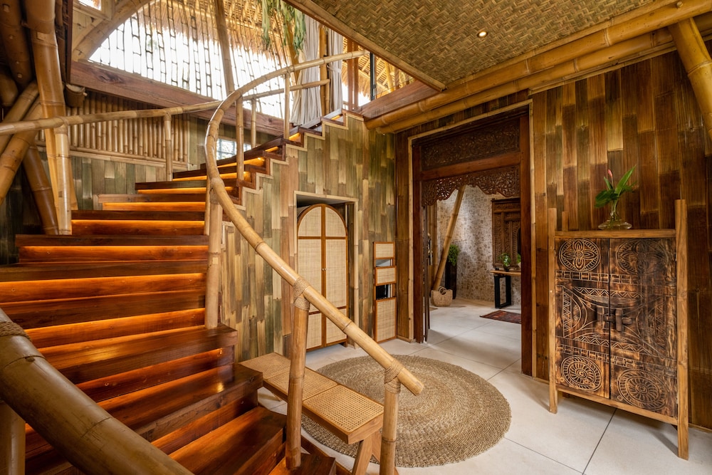 Luxury Villa, 1 King Bed, Hot Tub, Valley View