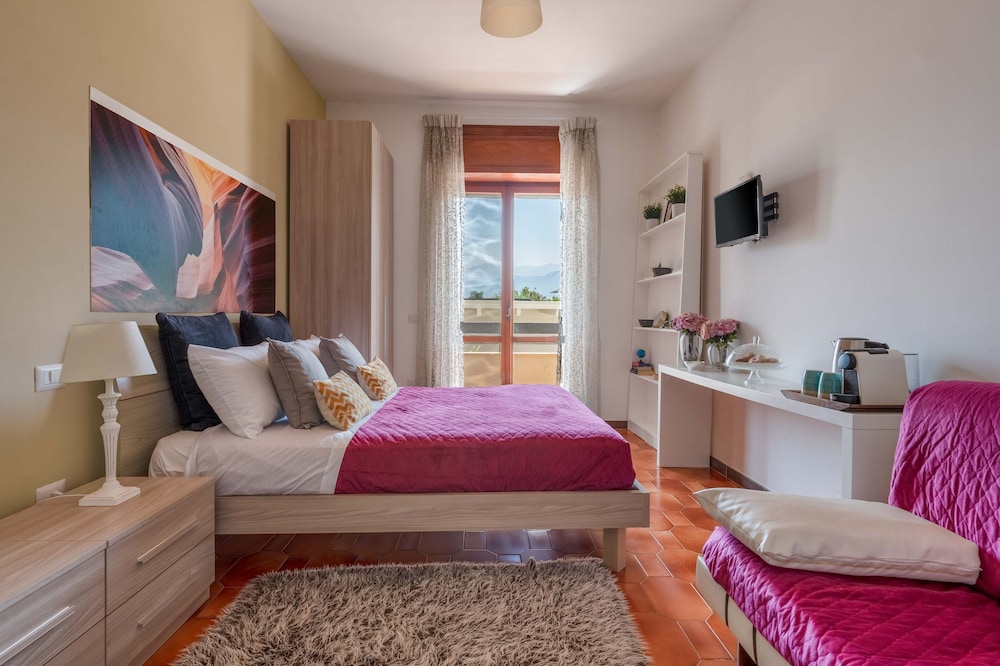 Comfort Double Room, Balcony, Mountain View