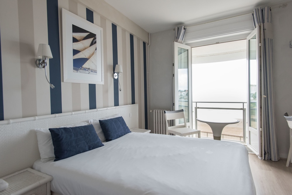 Double Room, Sea facing