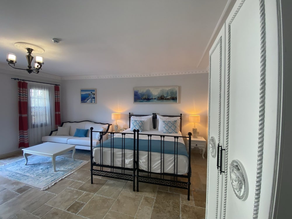 Superior Double Room - Photo 22