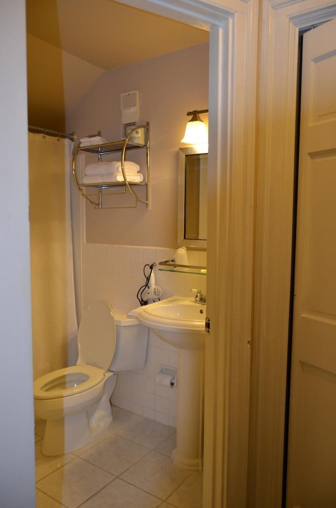 Opal Room photo 2