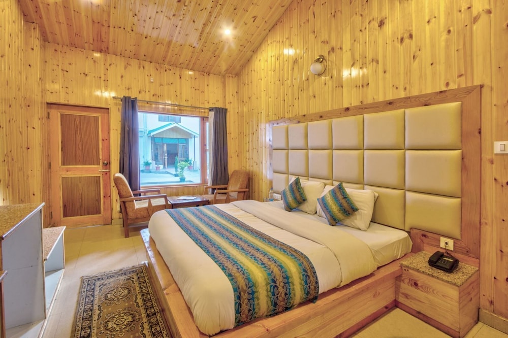 Deluxe Cottage