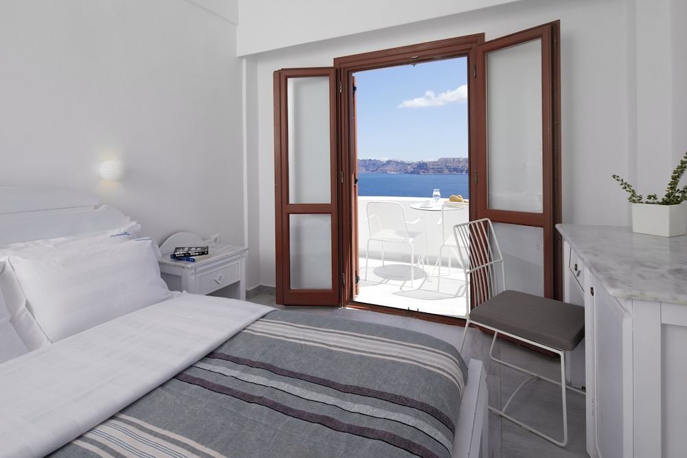 Standard Room with Balcony & Sea View