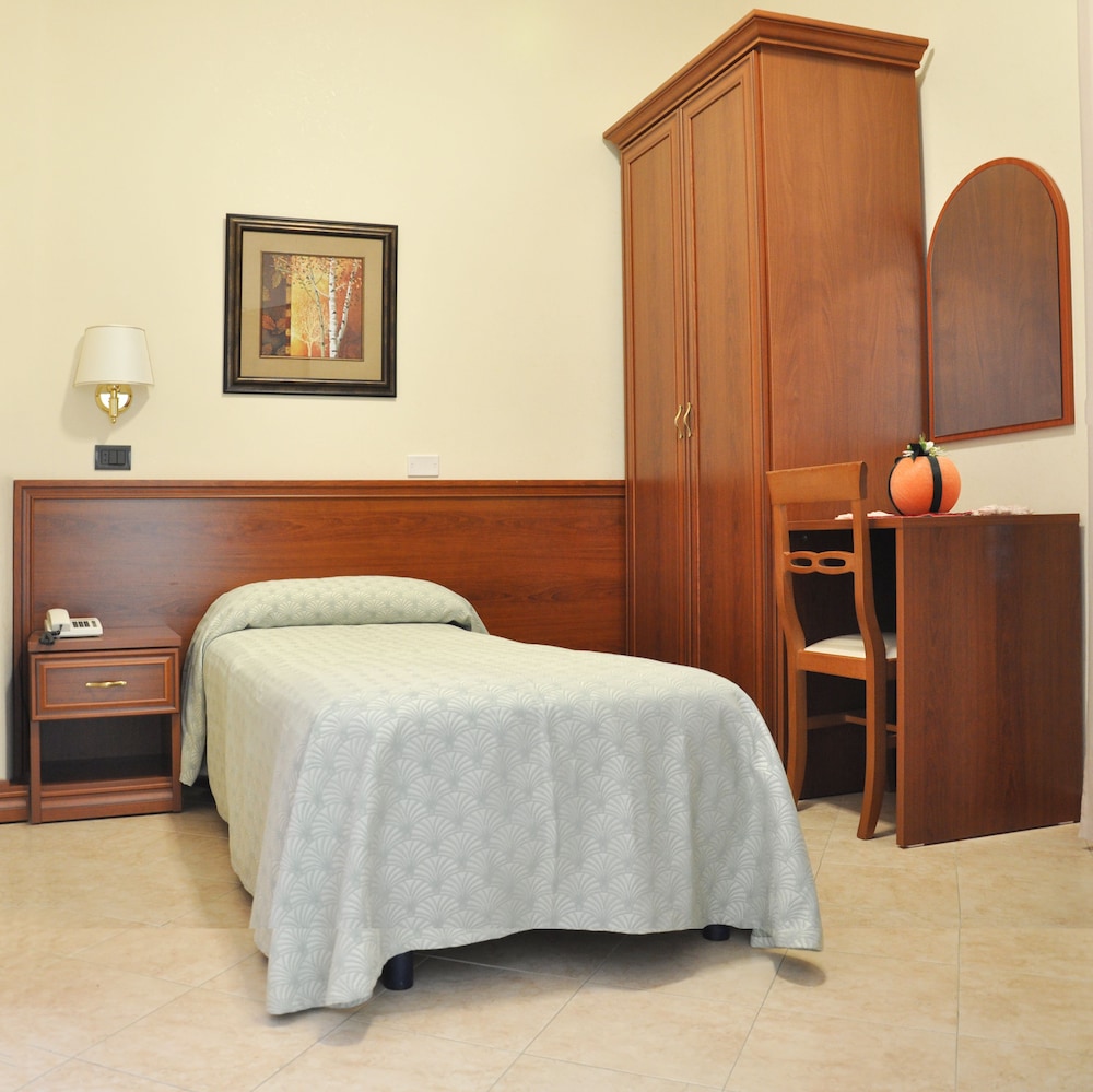 Classic Single Room photo 1