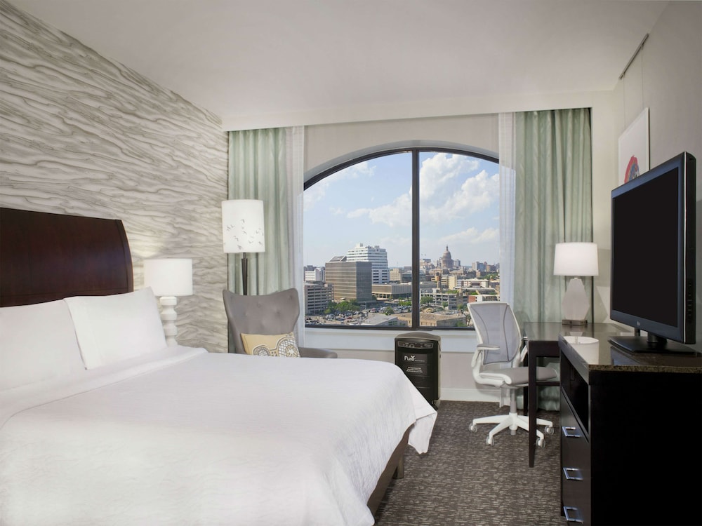 Deluxe Room, 1 King Bed, Allergy Friendly (Pure) - Photo 3