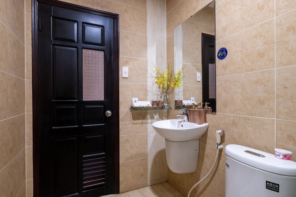 Deluxe Double Room, 1 Queen Bed - Photo 4