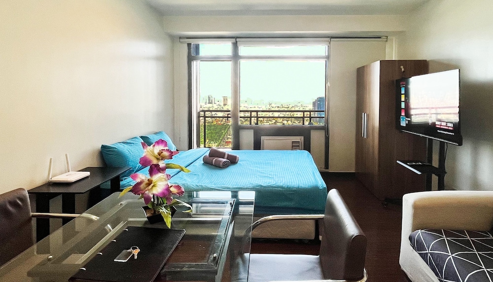 Deluxe Studio, Balcony, City View