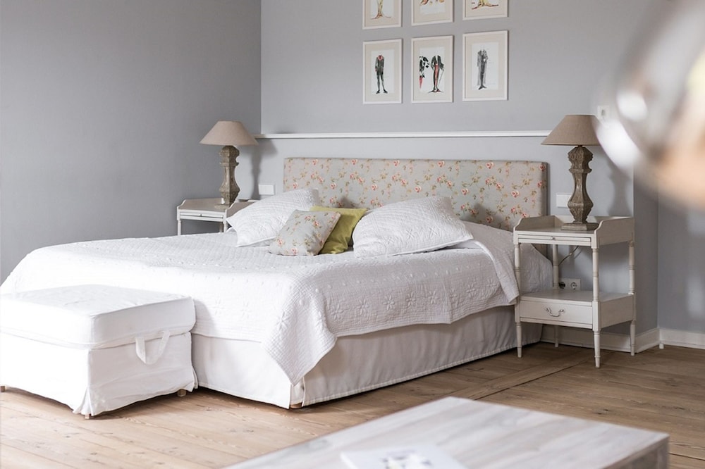 Junior Suite - Photo 1