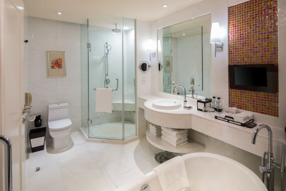 Executive Twin Room, 2 Double Beds - Photo 7