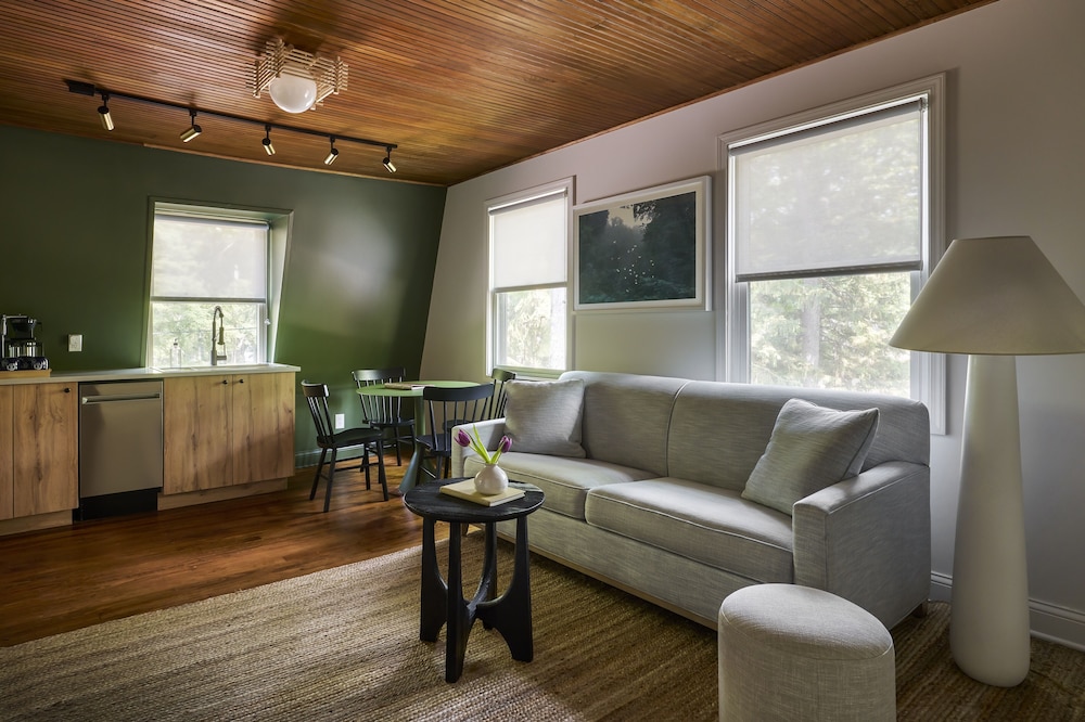 Suite 9 - Two Bedroom