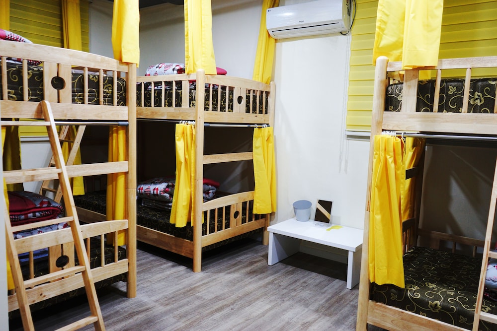 Shared Dormitory, Women only (8 persons) photo 1