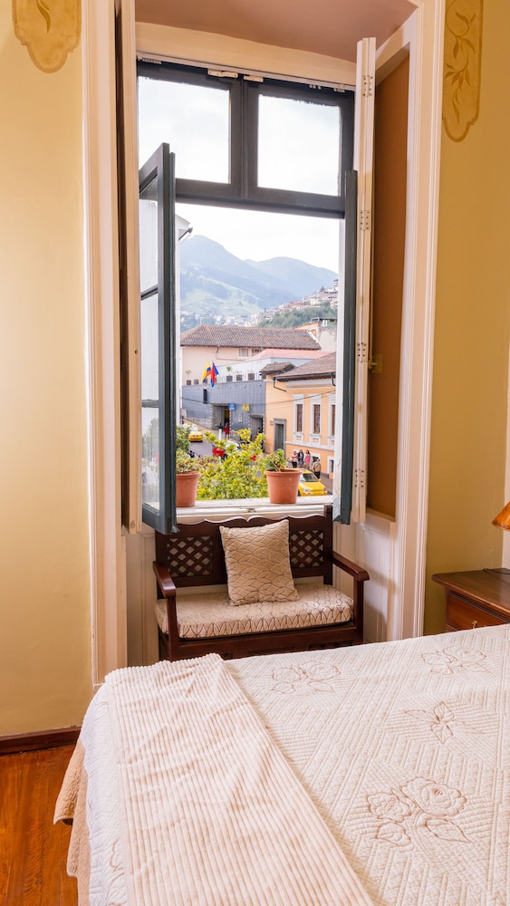 Basic Double Room