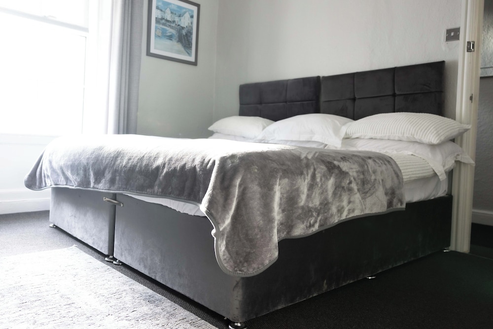 Deluxe Double Room, Non Smoking, Ground Floor photo 1
