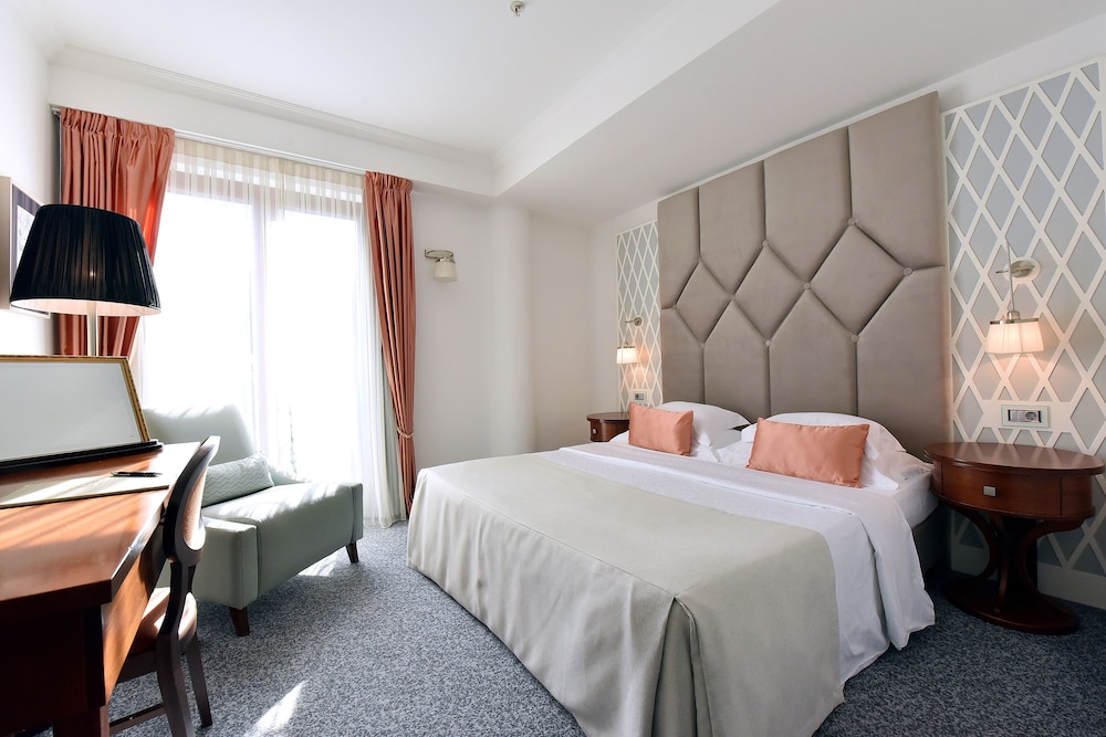 Standard Single Room, 1 Queen Bed photo 1