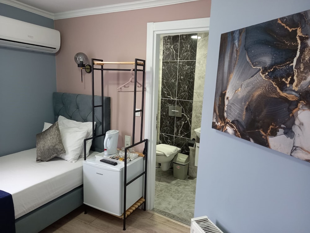 Economy Single Room, 1 Twin Bed, Non Smoking photo 2