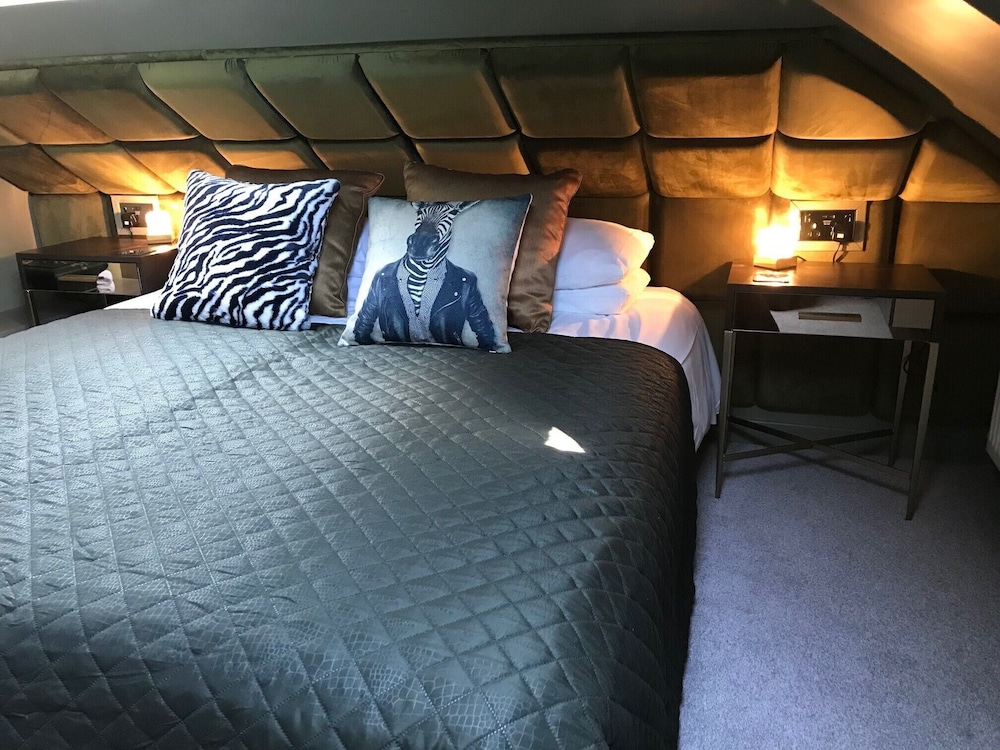 Double Room, Private Bathroom (Or Twin)