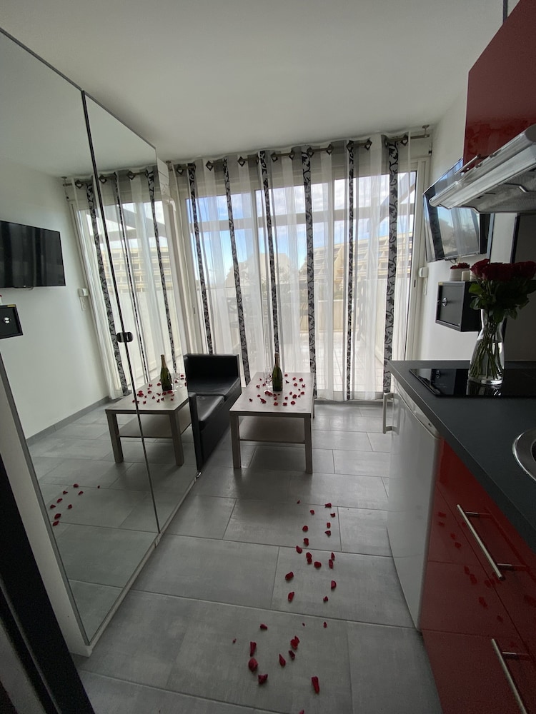 Standard Apartment photo 2