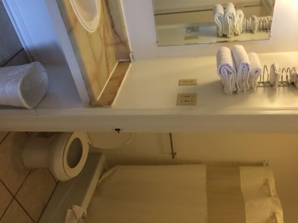 Double Room, 2 Queen Beds, Non Smoking photo 1