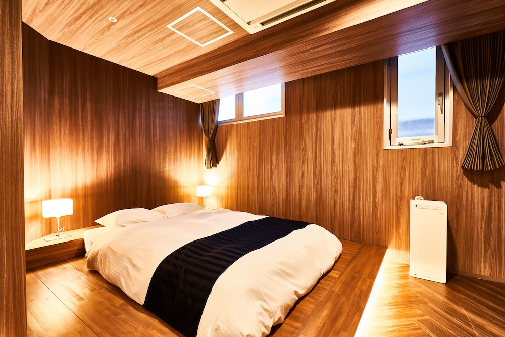 Superior Double Room, Private Bathroom