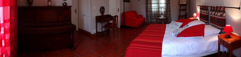 Family Suite, Private Bathroom, Garden View (Chambre Soleil) photo 1