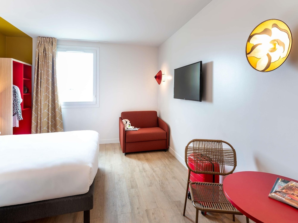Standard Room, Multiple Beds photo 3