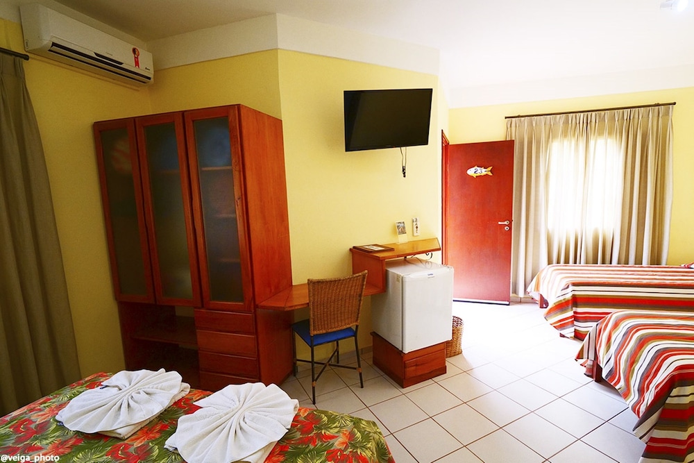 Deluxe Room, Multiple Bedrooms - Photo 7