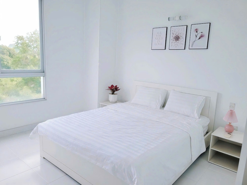 Deluxe Apartment photo 3
