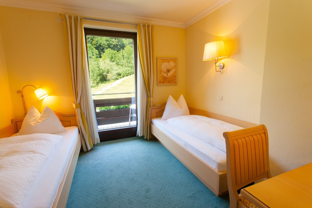 Small Double or Twin Room