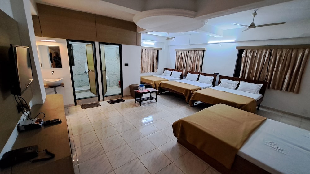 Deluxe Shared Dormitory