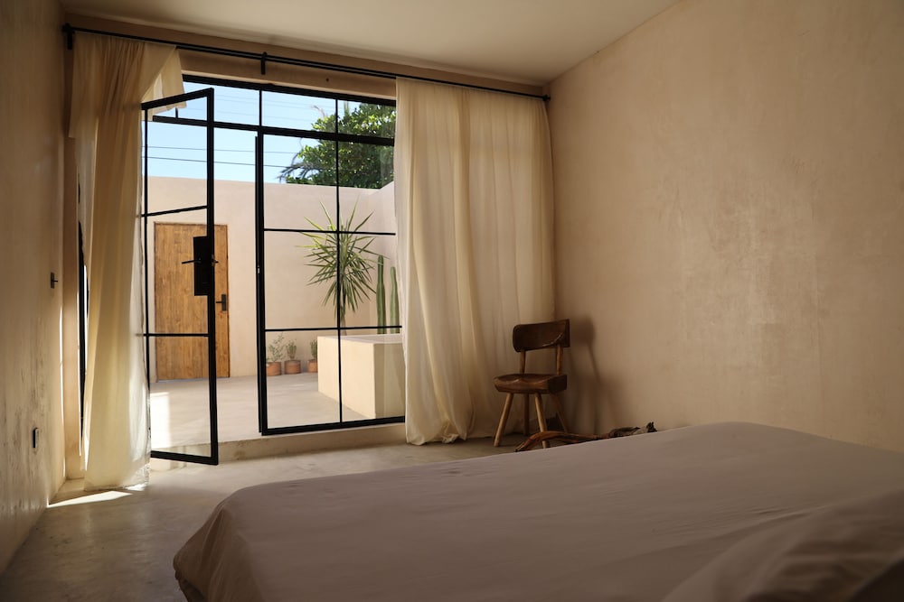 Suite Design, 1 letto king, vasca da bagno, ad angolo (2)