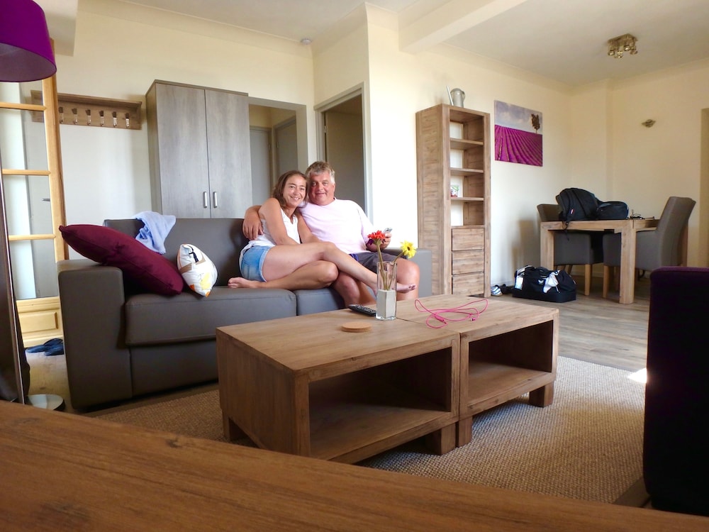 Grand Apartment, 1 Bedroom photo 2