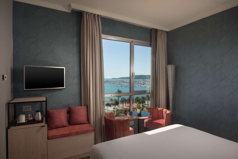 Superior Room (View) - Photo 3