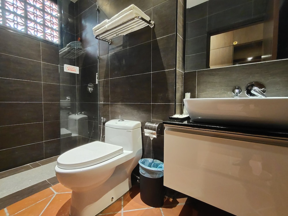 Deluxe Triple Room photo 3