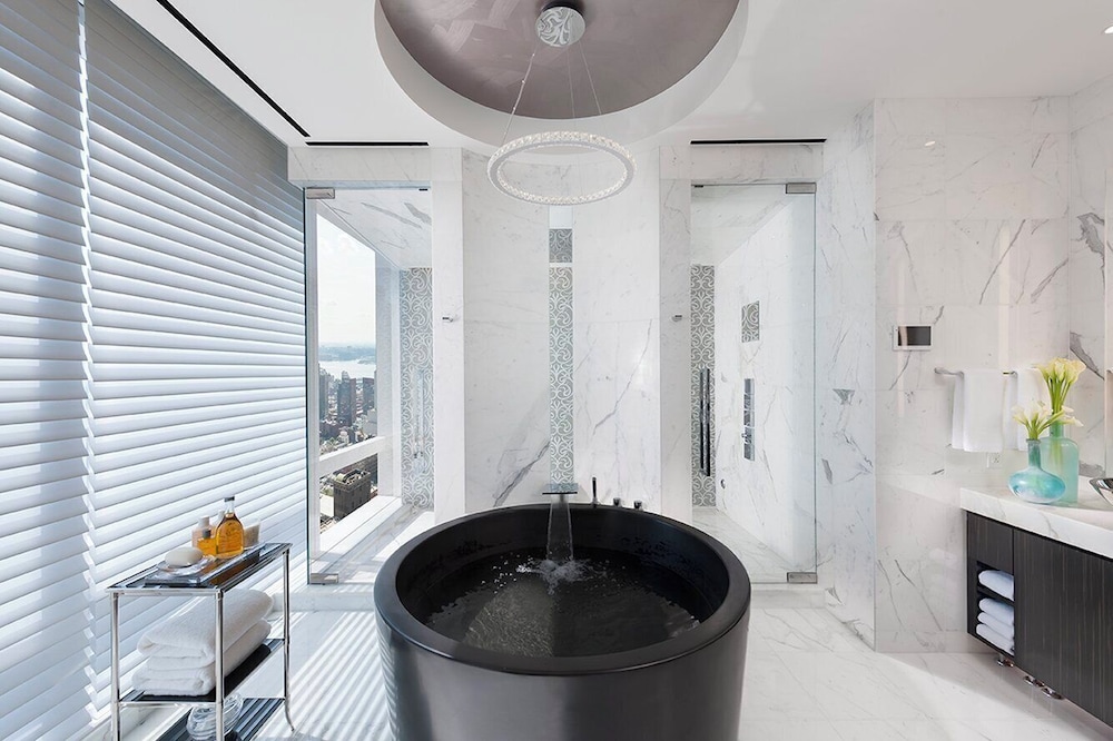 Suite (5000)