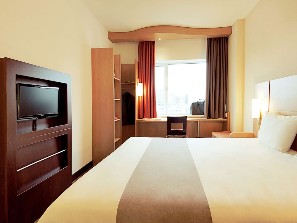 Standard 1 Double Bed