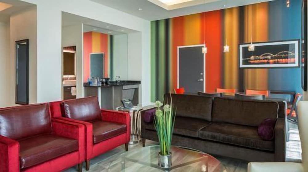 Suite, 1 King Bed, Accessible, Kitchenette photo 1