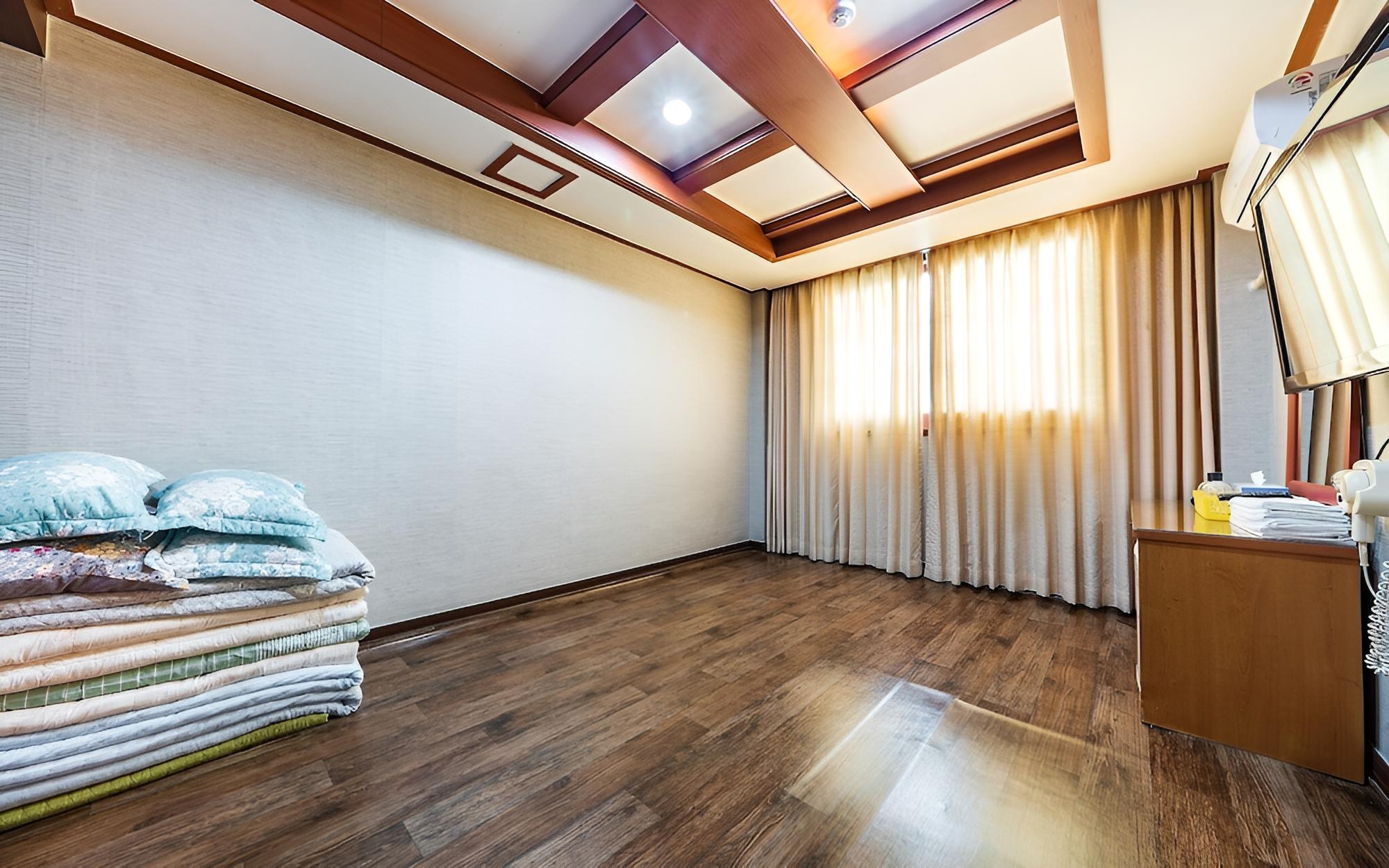 Room (Ondol room) - Photo 1