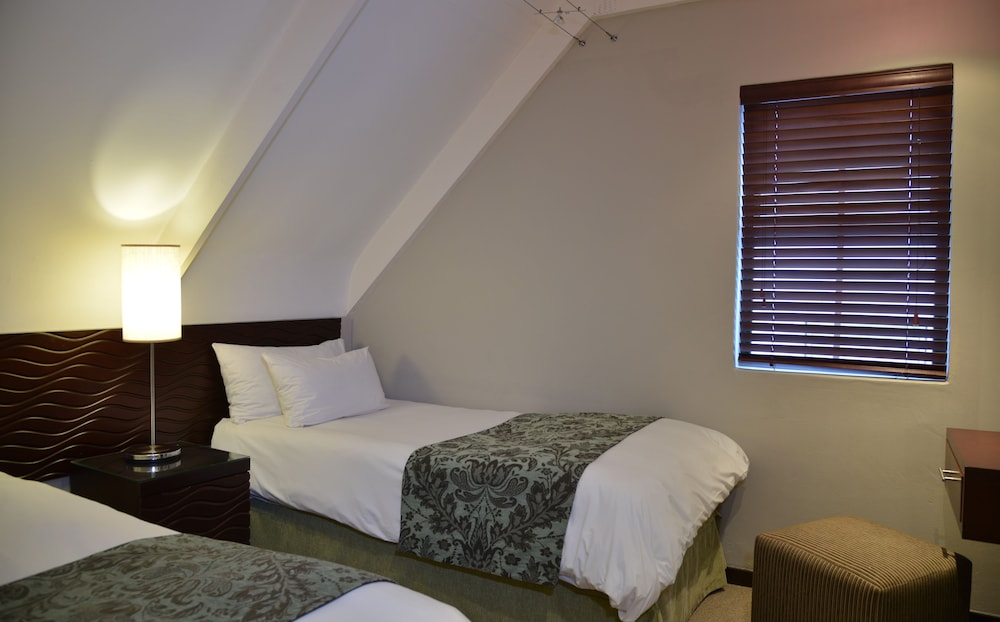 Loft, 2 Bedrooms - Photo 3