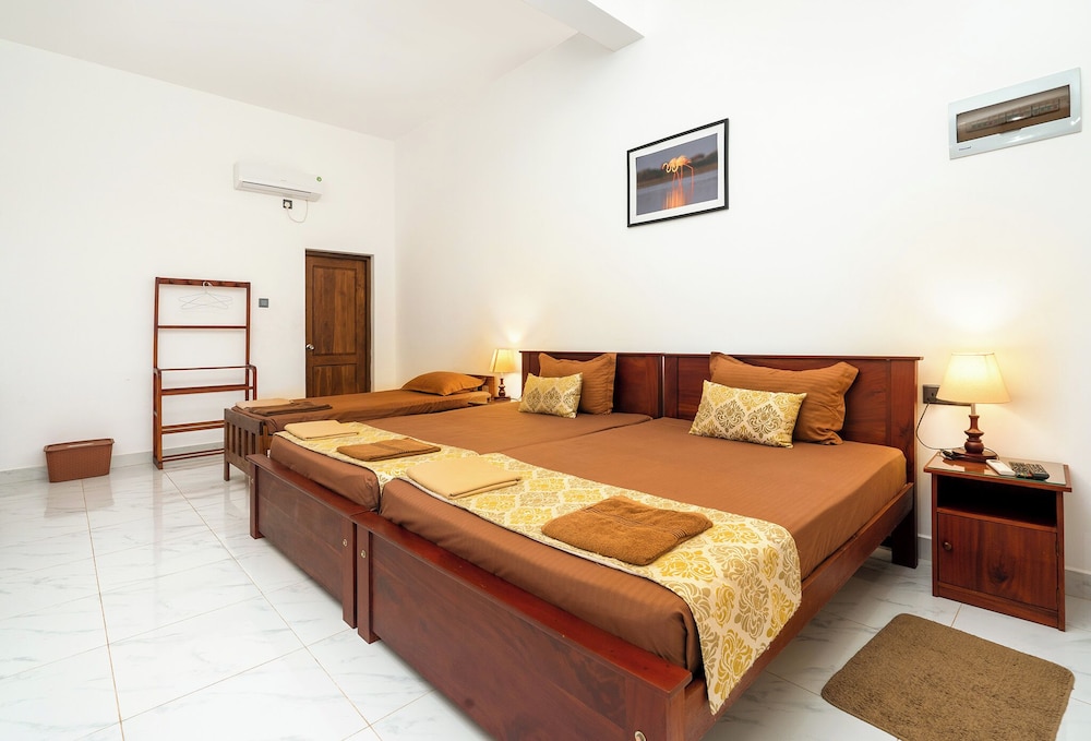 Deluxe Triple Room, Balcony, Mountain View photo 3